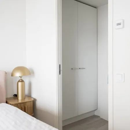 Nordic Grand - 3bdr - Sauna - Free Parking Appartement